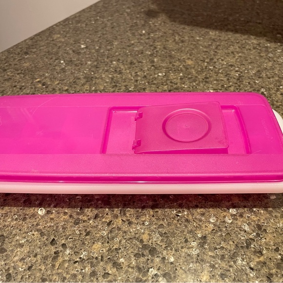Tupperware / Pure Ice Cube Tray - Picture 3 of 3